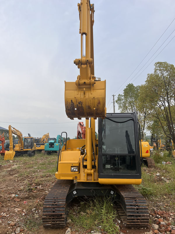เครื่องยนต์พลังงานสูง ใช้ KOMATSU PC130 ขาย/มือสอง เครื่องขุดขนาดกลาง KOMATSU PC130