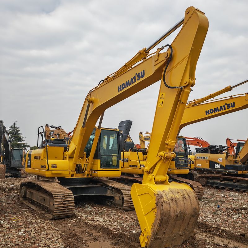 อุปกรณ์ขุดมือสอง พลังการขุดขนาดใหญ่ Komatsu pc 220-8/second มือสอง อุปกรณ์ขุดมือสอง Komatsu pc220-8 ขาย