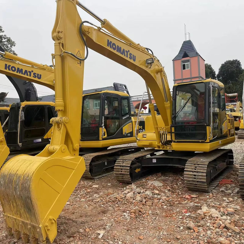 ใหม่มาถึง เครื่องขุดที่ใช้ KOMATSU PC130/เวลาทํางานต่ํา
