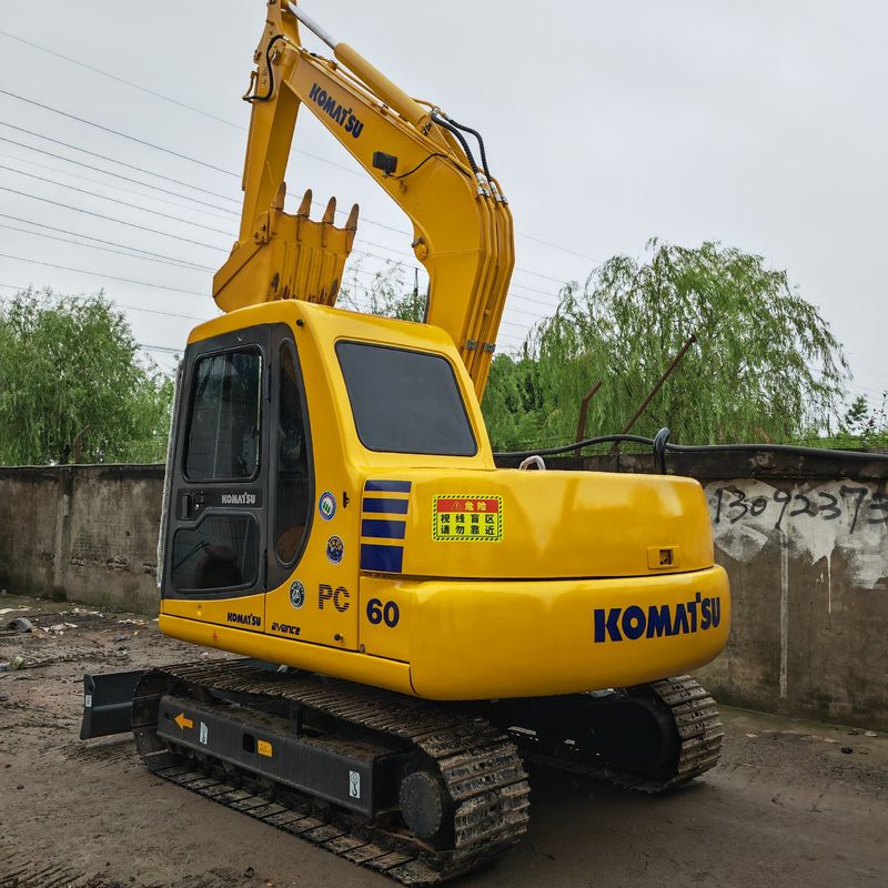 สีเหลือง Mini Used Excavator 6T มือสอง Komatsu Pc60 สีเดิม