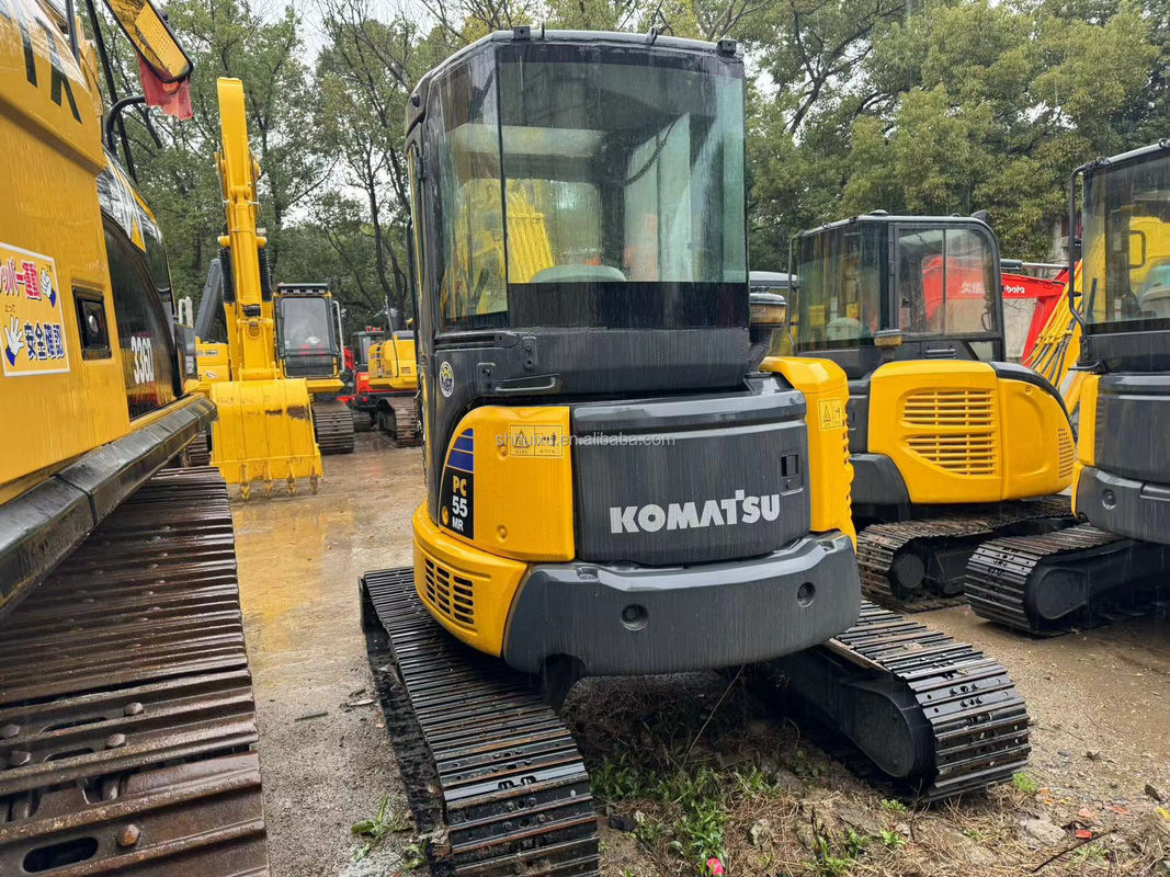 5.5T เครื่องขุดขนาดเล็กใช้ เครื่องขุดใช้ Komatsu Pc55 2450mm 1760mm 0.15m3