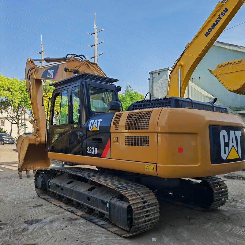 เครื่องขุดแคลนที่ใช้แล้ว cat 323d/คุณภาพดี เครื่องขุดมือสอง cat 323d