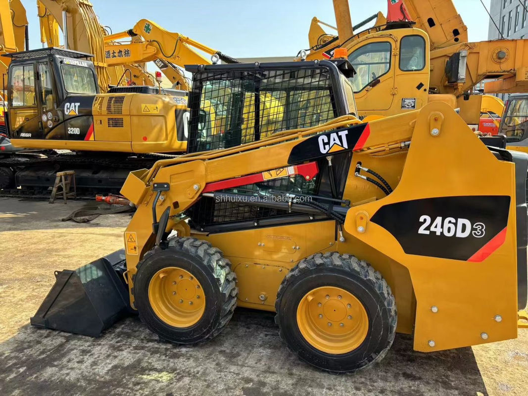 Caterpillar 246D Skid Steer เครื่องบรรทุกสกิดสเตอร์ Cat 246C ที่ใช้แล้ว เครื่องบรรทุกแมวมือสอง