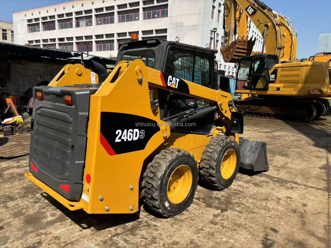 Caterpillar 246D Skid Steer เครื่องบรรทุกสกิดสเตอร์ Cat 246C ที่ใช้แล้ว เครื่องบรรทุกแมวมือสอง