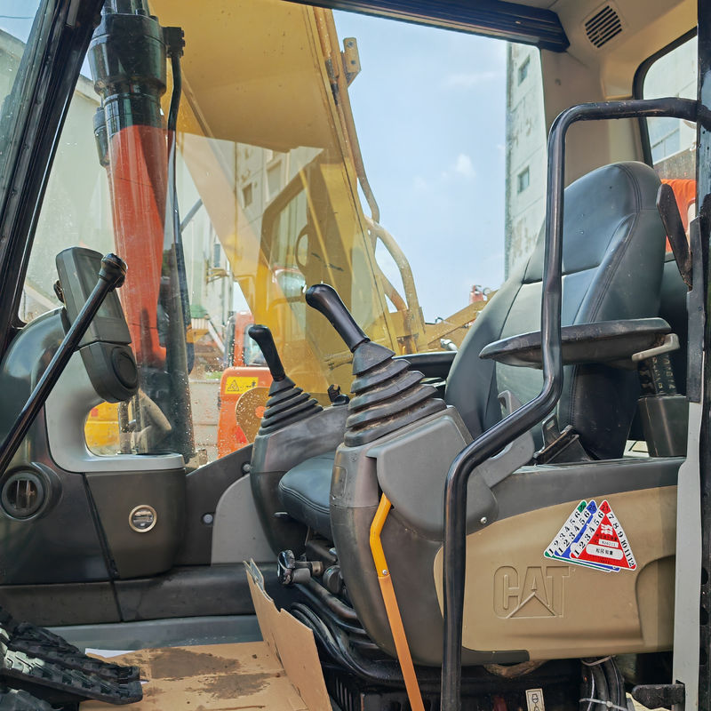 ใช้ CAT 315D2 กับ 15 ตัน Crawler Excavators ในเครื่องจักรก่อสร้างที่ดีทํางาน CAT 315D2 Excavator