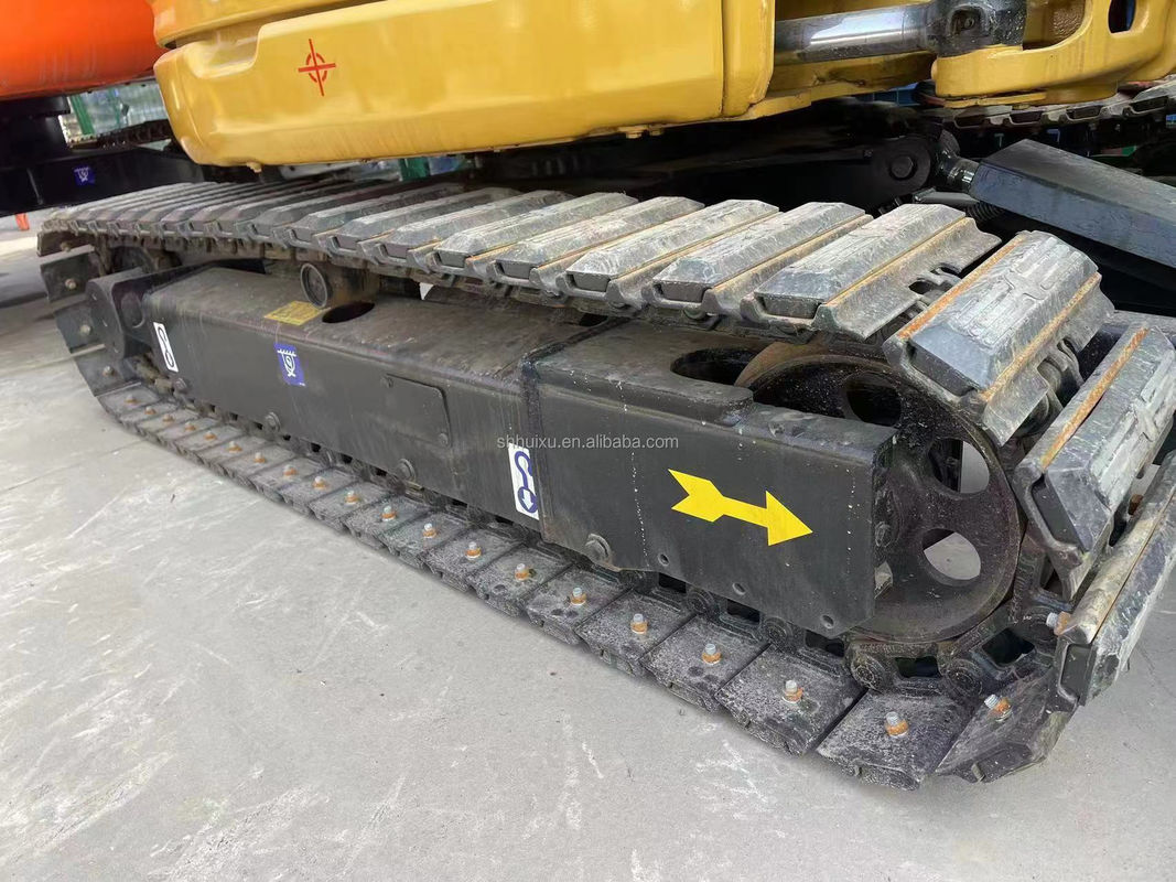 Cat 303E มือสอง มินิ Cat 303 ที่มีประสิทธิภาพสูง 0.38m3 ความจุถัง