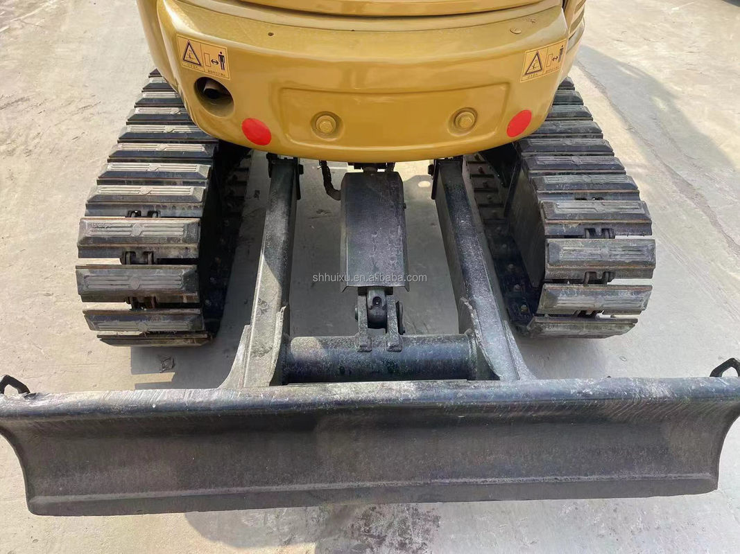 Cat 303E มือสอง มินิ Cat 303 ที่มีประสิทธิภาพสูง 0.38m3 ความจุถัง
